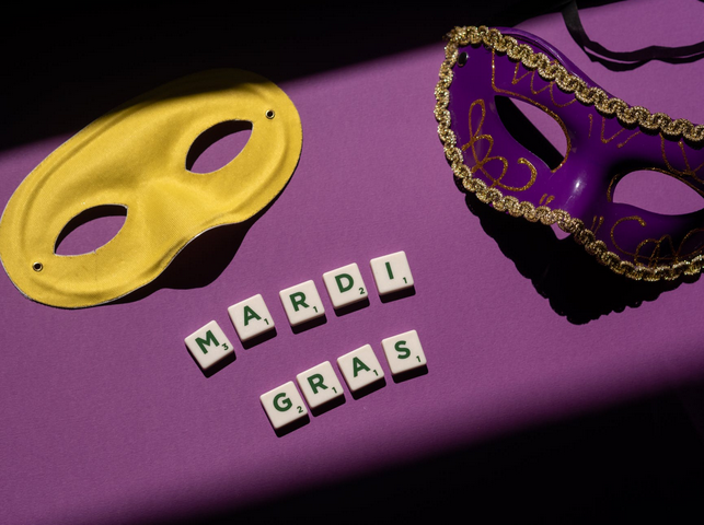 Three Reasons to Decorate Your House With Mardi Gras Floats